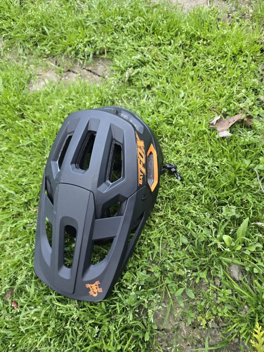 Casca trotineta/bicicleta electrica