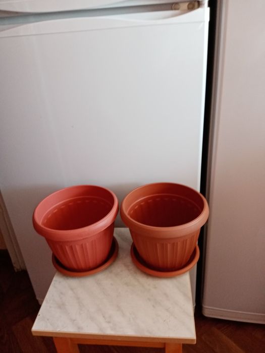 Цветочные горшки. 3 л.