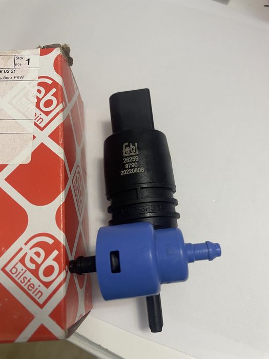 Pompa de apa pt stergatoare parbriz Seat Volkswagen Skoda Audi