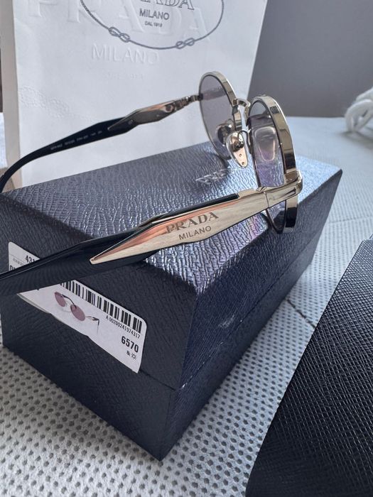 Дамски слънчеви очила Prada