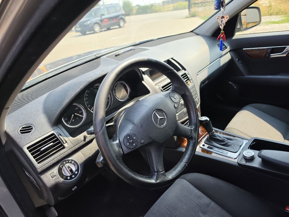 Mercedes c220 (W204) Много запазен! ЦЕНА ПО ДОГОВАРЯНЕ!!!
