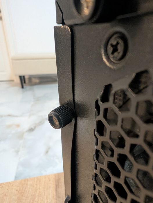 vând carcasa mATX, iTX