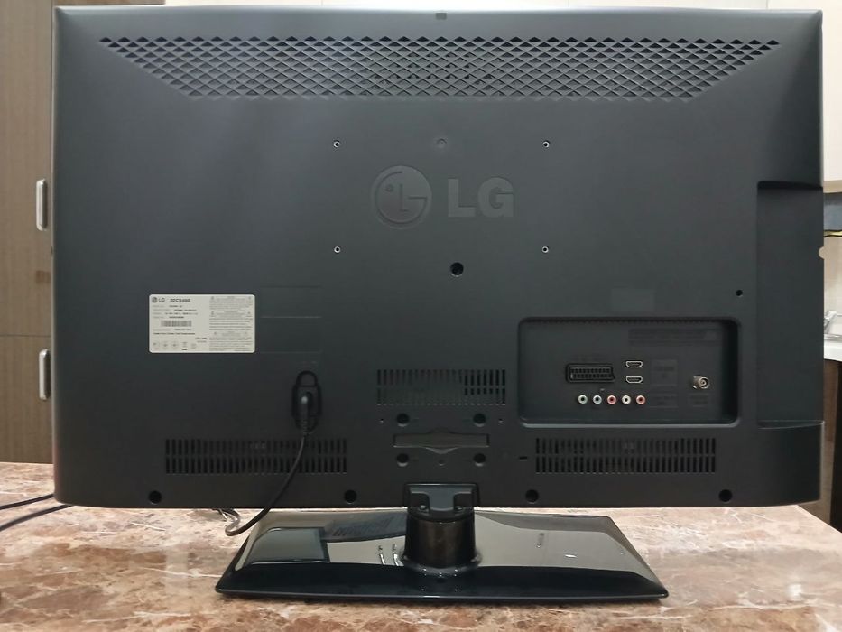 Строчно продаеться  телевизор LG