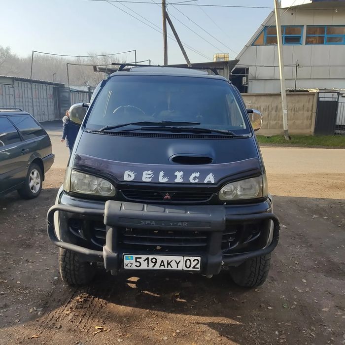 Продам Митсубиси делику булку