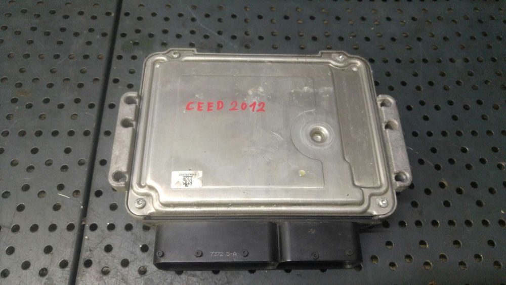 Ecu calculator motor 1.6 crdi kia ceed 2 jd 0281019544 391112a970
