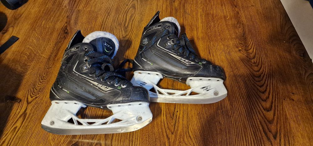 patine hockey profesionisti, marimea 37.5