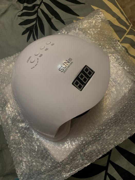 Продам лампу для маникюра