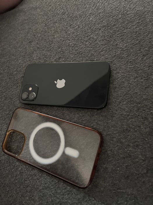 Iphone 12 64 gb cu face id functional.