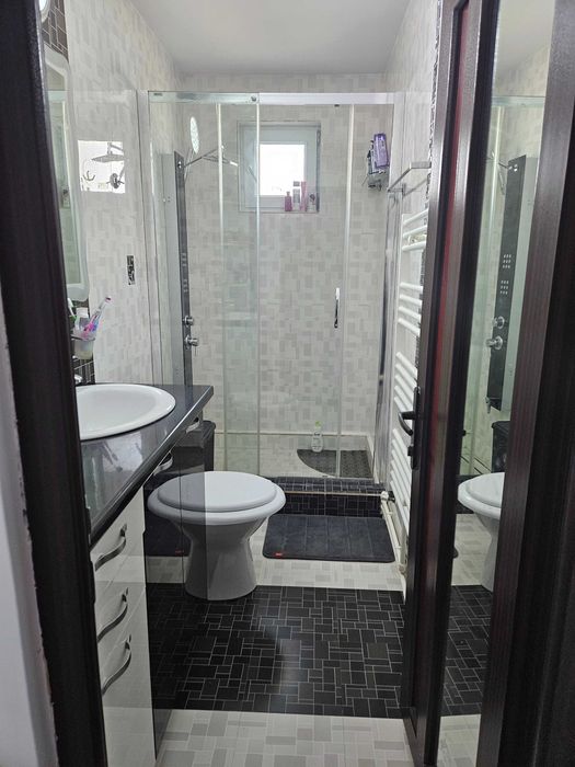 Vand apartament 2 camere