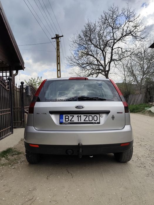 Ford Fiesta  2004