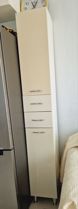 Шкаф для ванной комнаты