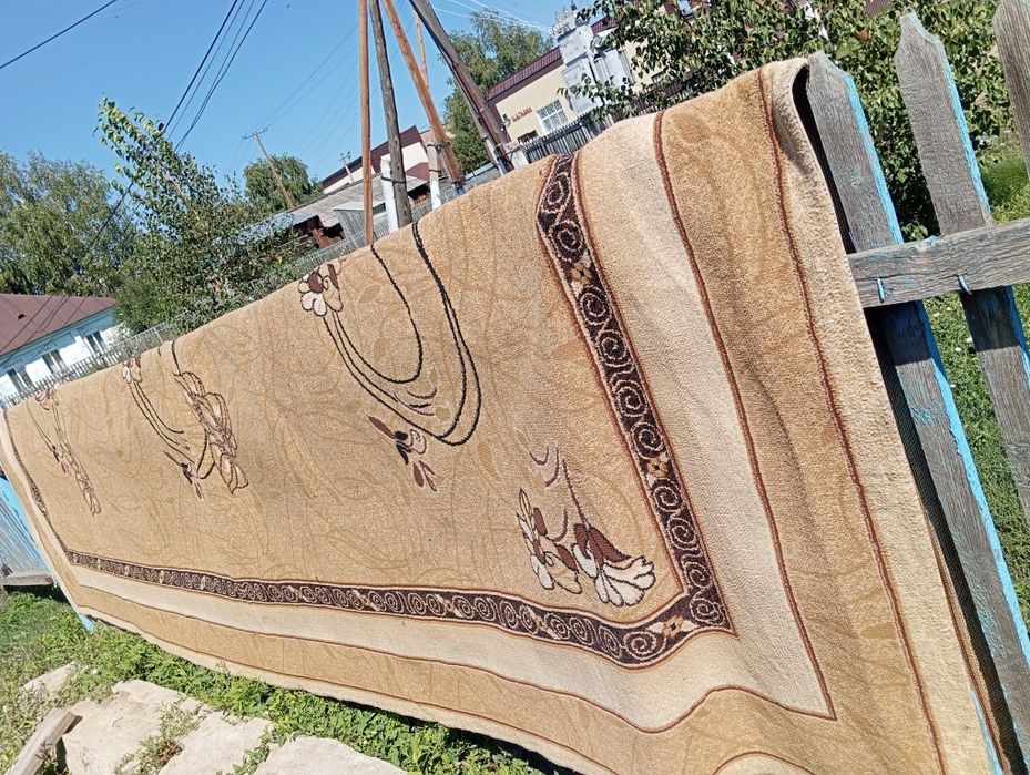 Продам палас 2 на 5