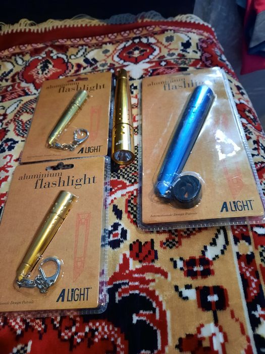 Vând lanterne aluminiu.