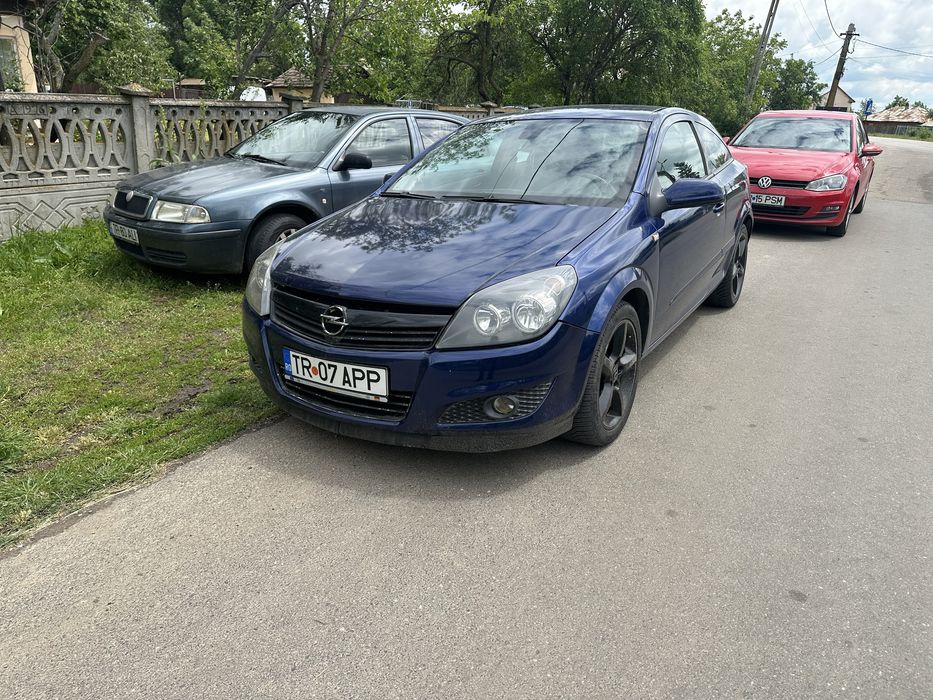 Opel astra h gtc