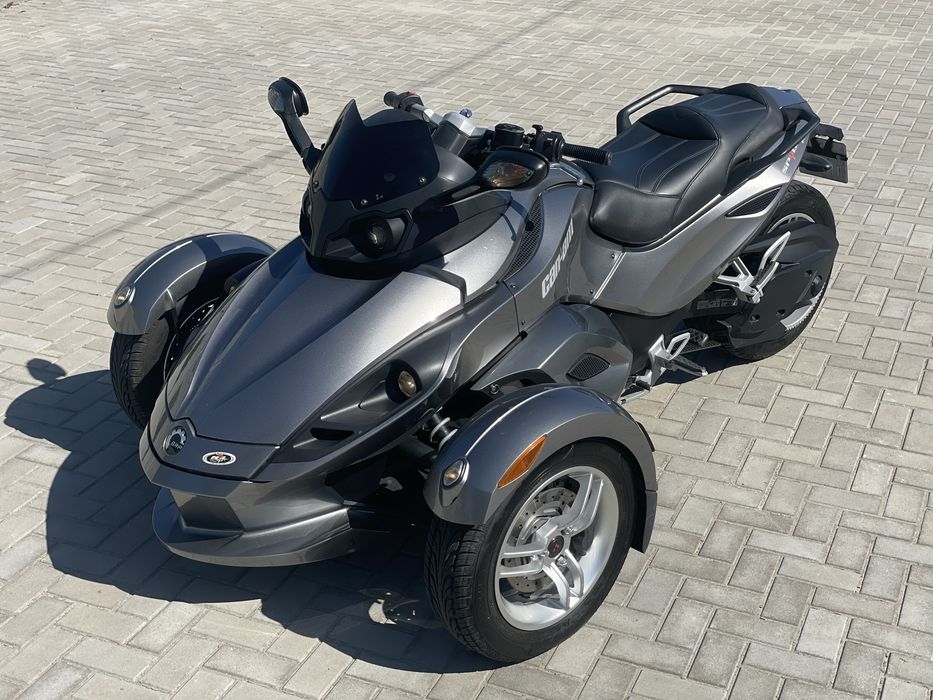 Can-Am Spyder RS 2011
