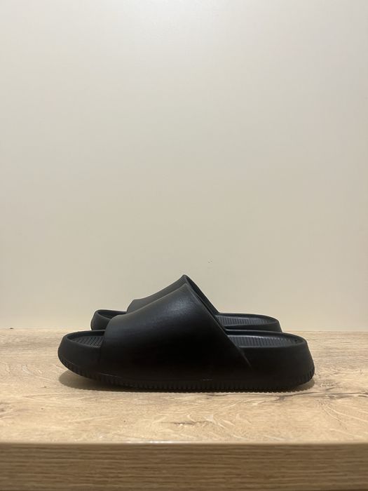 Nike calm 1 N40