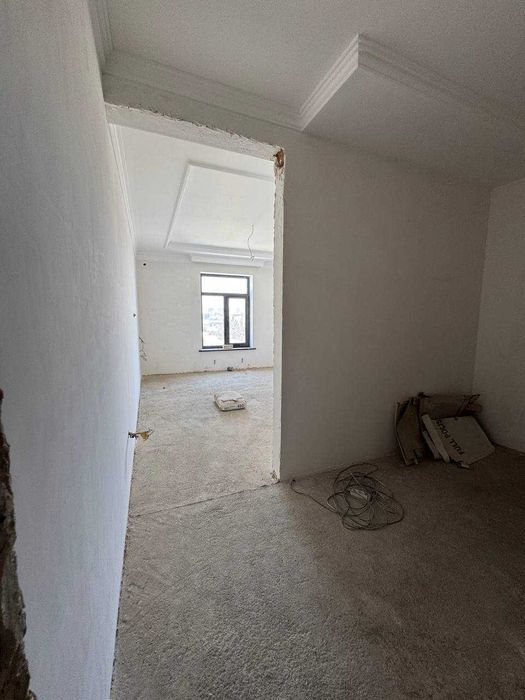 Объединённая 3+2 — 210 м², кирпичная новостройка