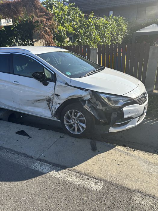 Opel Astra K 2021 avariat