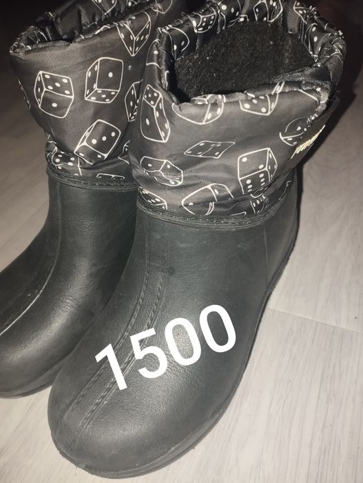Продам сапоги детские