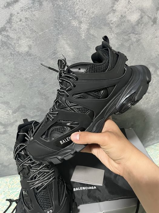 Balenciaga Track
