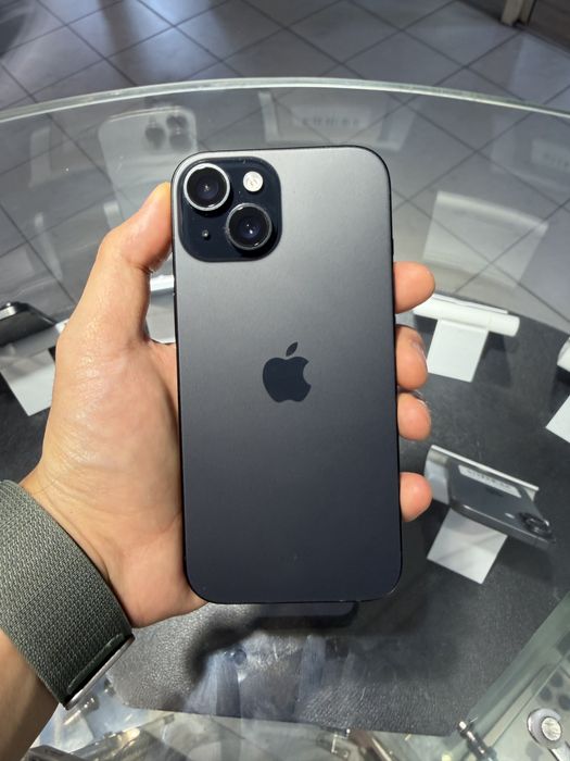 Iphone 15   128 gb