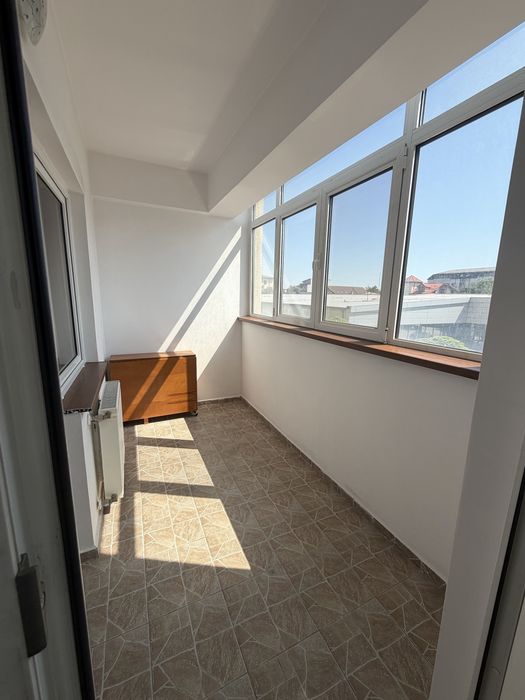 Proprietar vand apartament 2 camere, 70 mp, loc parcare inclus, Sector 6