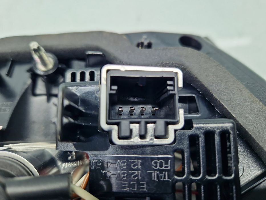 Stop haion dreapta Volkswagen Passat CC (358) Facelift [Fabr 2012-2016