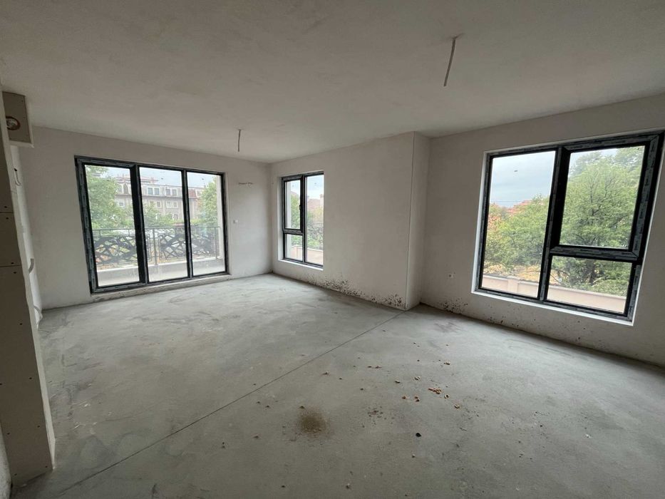 Продава се тристаен апартамент – ново строителство, до Културен дом