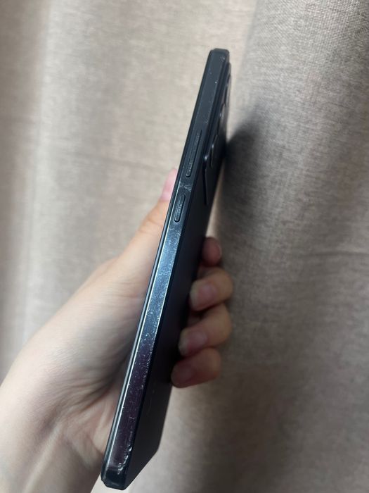 Телефон Vivo V27e