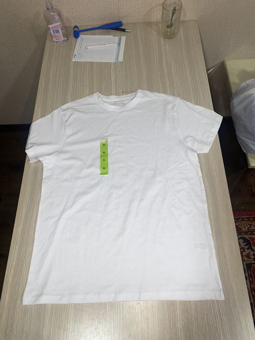Футболки Х/Б посмотрите фото на нем есть размеры