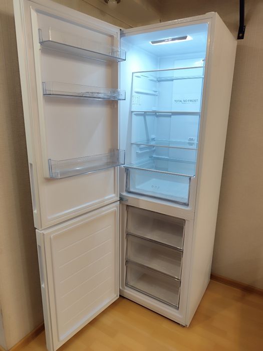 Продам холодильник Haier