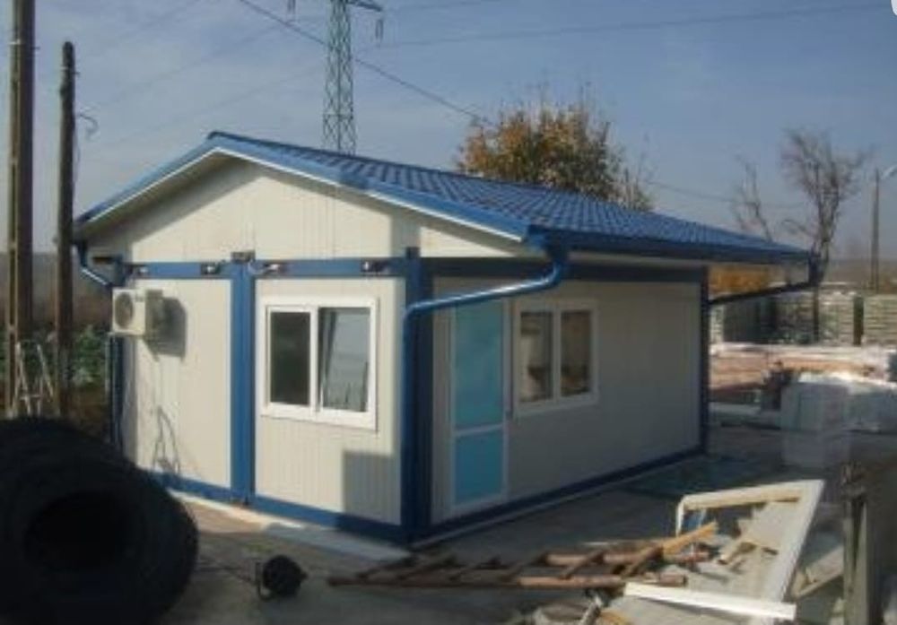 Vând case din containere de locuit pe piloni