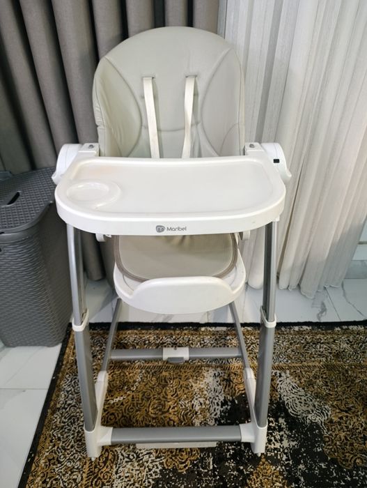 Bolalar un ovqatlanadigan stol