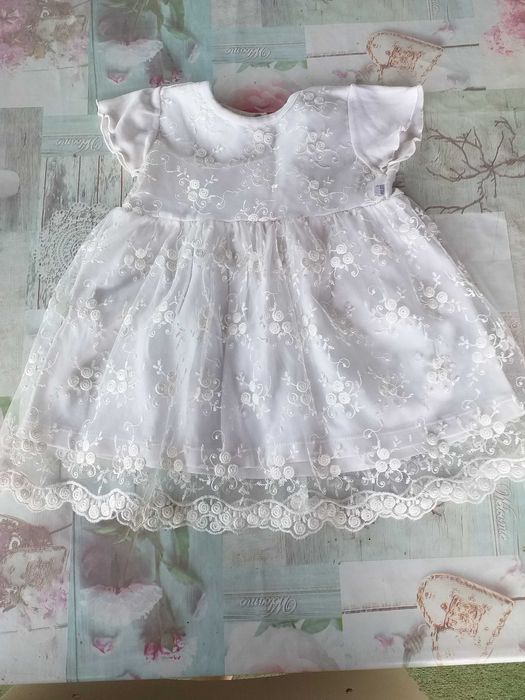 Роклички за малка дама