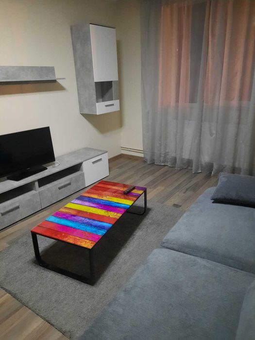 Regim hotelier  decomandat Non stop