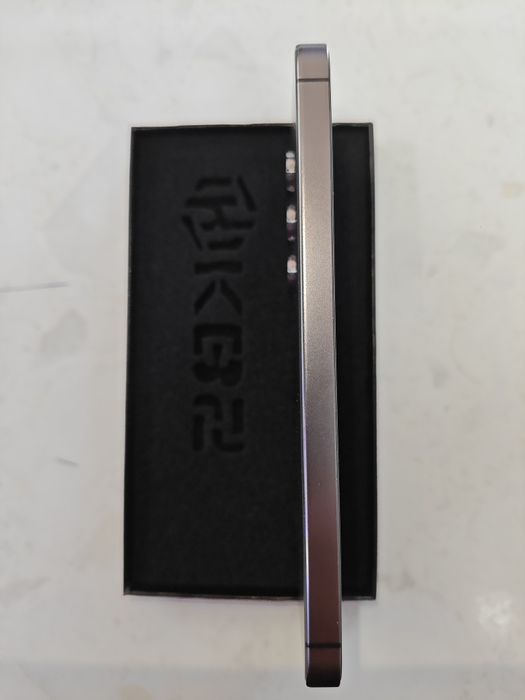 Samsung galaxy S24 sotiladi  8x128 GB pamit xolati idial chotki