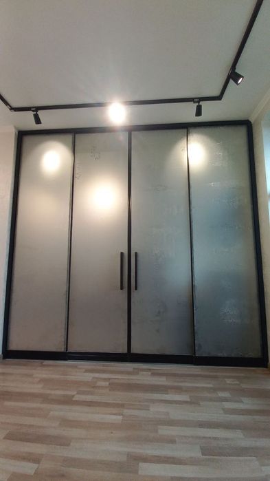 Межкомнатные стеклянные перегородки