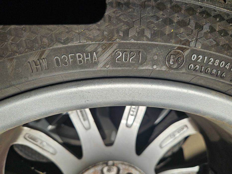 Audi A4 S4 B9 8W jantă aliaj originala R18 8W0601025ED - cauciucuri de iarna continental