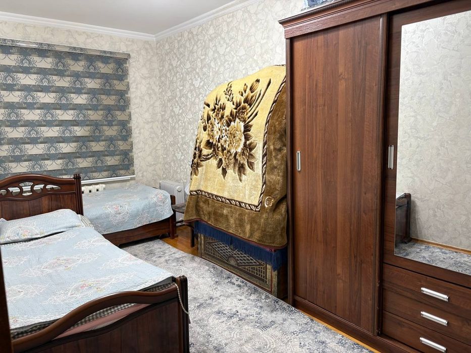 Olmazor tumani sebzor 5 xona uy Sotiladi hamma mebel texnikalari qolad