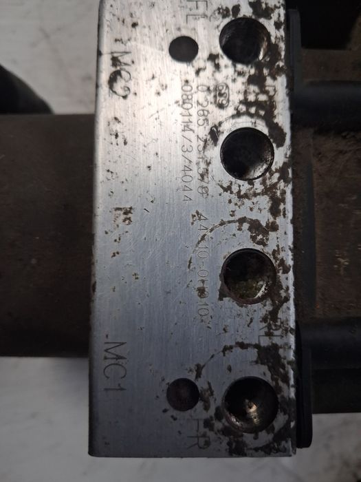 ABS блок Aygo/107/C1 1.0i