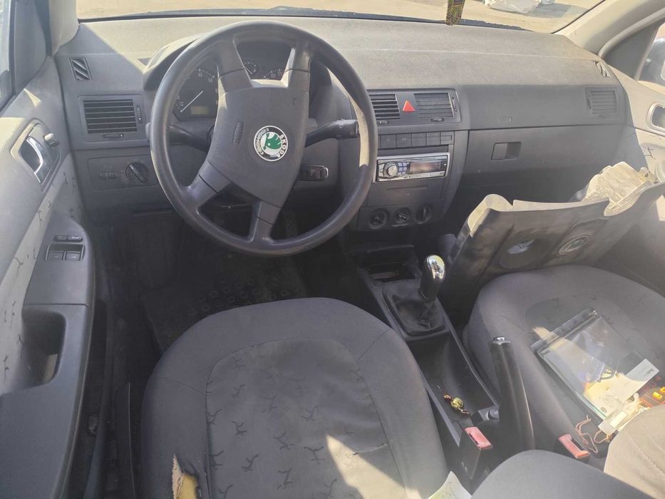 Skoda Fabia 1,4 - 101к.с - 2003г. на части