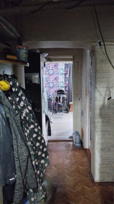 Продам 4х комнатную квартиру