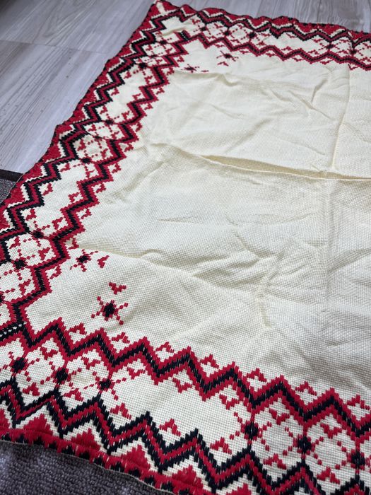 Стари български карета за маса