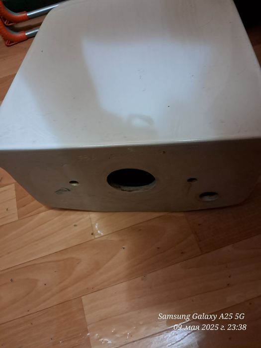 4 бочка от унитаза