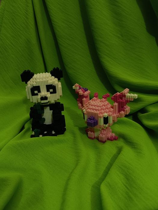 Podobie na Lego panda I rozov Stitch