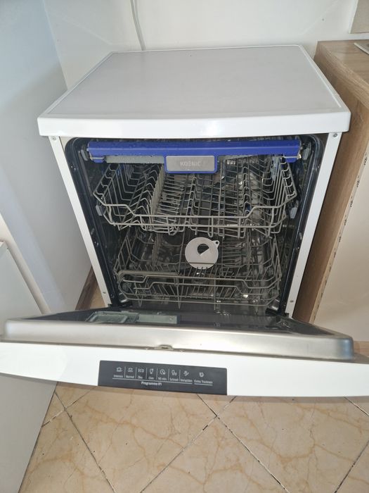 Masina de spalat vase Koenic