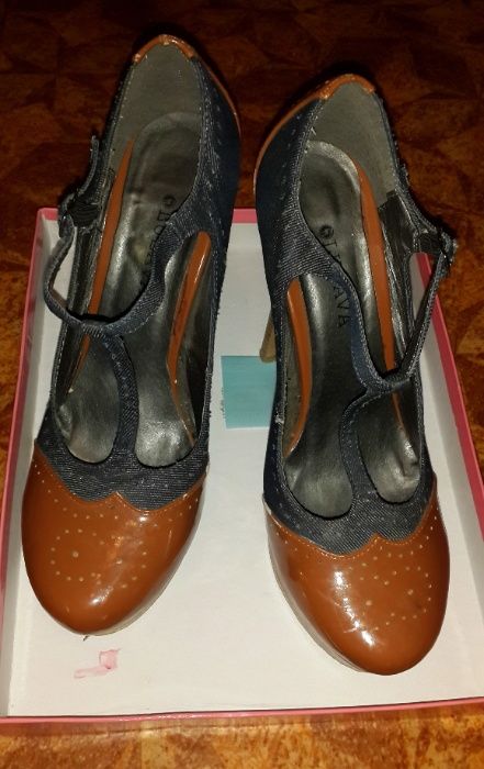 Красивые туфли на платформе