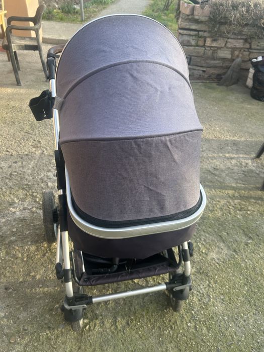 Бебешка количка