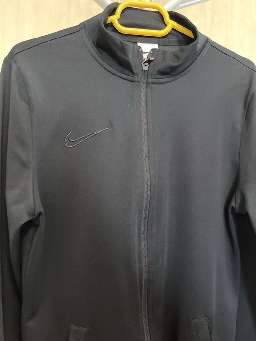 Trening Nike negru