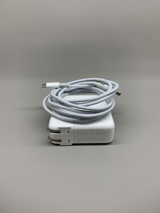 apple Mac book pro 13.3